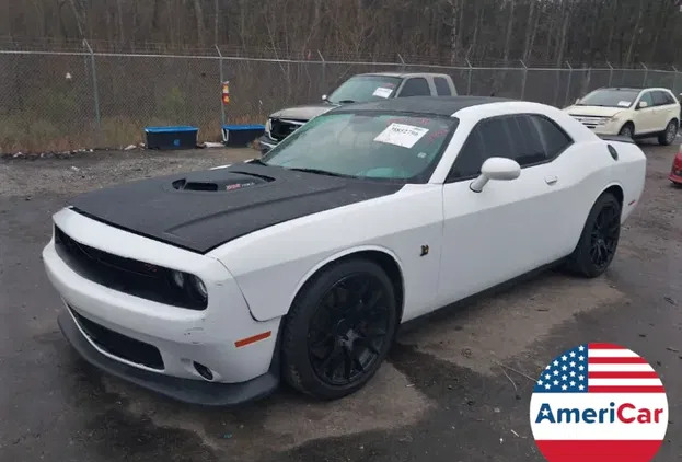 samochody osobowe Dodge Challenger cena 61900 przebieg: 99652, rok produkcji 2016 z Wąchock